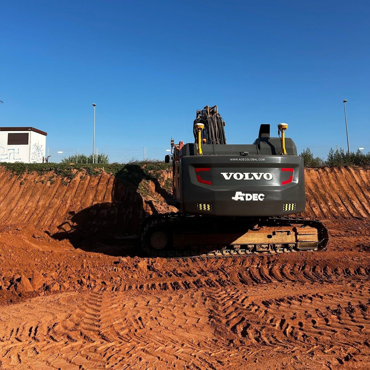 Excavación de una parcela industrial